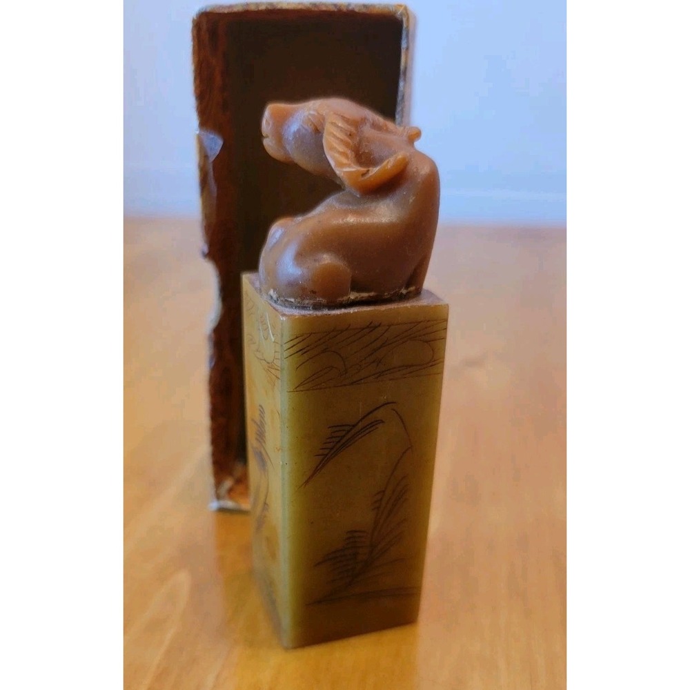 Vintage Chinese Hand Carved Soapstone Chop Block Stamp Water Buffalo ROMAN EUC